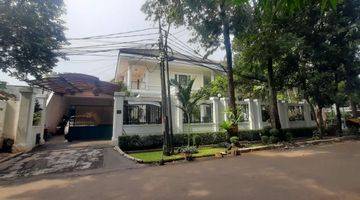 Gambar 1 Rumah Mewah Di Kebayoran Baru