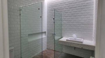 kamar mandi rumah di citraland american style
