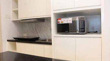 Gambar 2 Apartemen 2Br Pakuwon Indah Lariz Furnished 