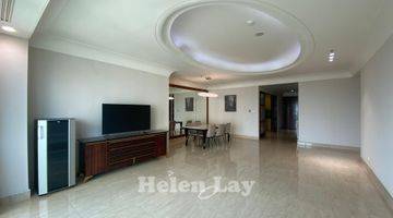 Gambar 1 Pakubuwono Residence, 3+1BR, kan Unit Apartemen