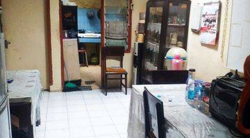 Gambar 4 Rumah Komplek di Depok 2 