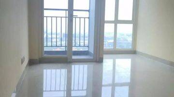 Gambar 1 Apartemen Papilio jalan Raya Propinsi A. Yani dekat Royal Plaza 