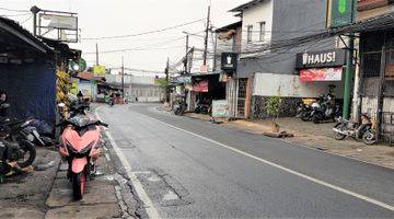 Gambar 2 Rumah Pinggir Jalan Raya M. Khafi 1 Ciganjur Jaksel