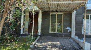 Gambar 1 rumah bagus 2 lt  di Greenhill - Citraland Surabaya