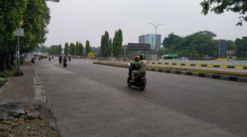 Gambar 1 Lahan Kosong Nempel Tol Simatupang 