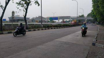 Gambar 2 Lahan Kosong Nempel Tol Simatupang 