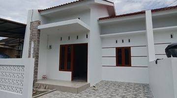 garasi/carport rumah baru siap huni depan