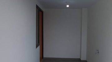 kamar tidur rumah baru siap huni aman