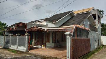 tampak depan  dijual rumah komplek jalan rw
