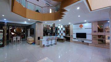 Gambar 5 Jual Rumah Hook Furnish mewah 2 lantai blkg Mall Kelapa Gading Jakarta Utara 