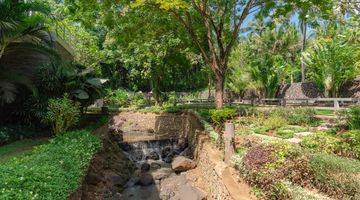 foto lainnya t04 dijual villa mewah dua