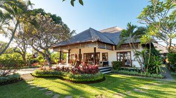 Gambar 2 B07 Dijual Tropical Beachfront Villa di Bali Utara