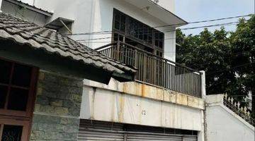 Gambar 5 Rumah Asri 10 Kamar Tidur di Komplek Benhil, Tanah Abang, Jakarta