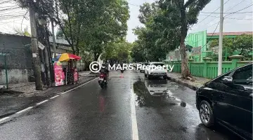 Gambar 1 Bangunan Komersil Tanjung Duren Raya Cocok Cafe, Resto, Kost, Pujasera Retail