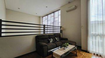 Gambar 1 Dijual Rumah Baru 2 Lantai Furnished SHM Nava Park Bsd Tangerang