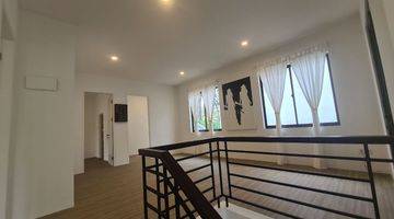 foto lainnya dijual rumah di the green
