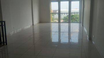 Gambar 4 Dijual Cepat Ruko Sapphire Strategis 3 Lantai di Summarecon Emerald Karawang 