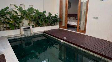 Gambar 1 FOR SALE VILLA SEMINYAK NEW FULLY FURNISHED PERFECT LOCATION 