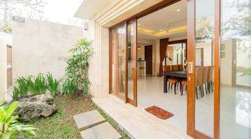 Gambar 2 Villa Modern Minimalis 2 Lantai, Ungasan, Badung, Bali, Dijual