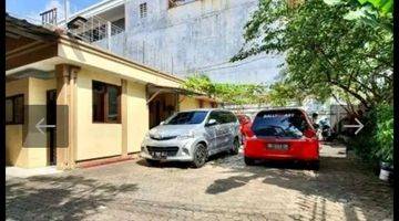 Gambar 4 rumah kost di pusat kota 