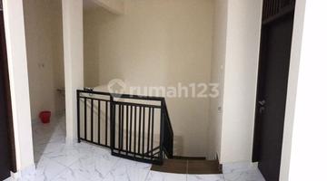 foto lainnya dijual rumah bagus di sunrise