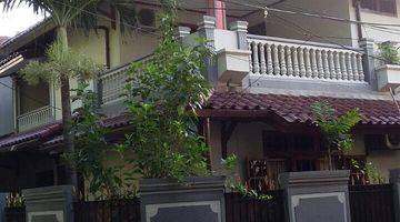 Gambar 1 Dijual Cepat Rumah Hook, 2 Lantai, Bagus, Siap Huni. Jln. Tebet Dalam. 