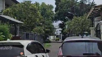 Gambar 2 Rumah Bagus dekat kampus di Kemanggisan 