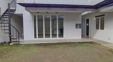 foto lainnya rumah minimalis 2 lantai lokasi
