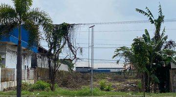 tampak depan tanah kavling strategis lokasi jl