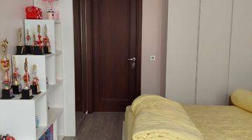 Gambar 4 Rumah Mewah Semi-furnished Bagus di Permata Buana Jakarta Barat