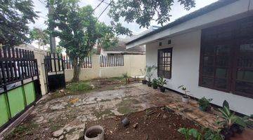 Gambar 4 Rumah Sewa Murah Besar Hoek Sudah Renovasi di foto blm update yg terbaru BSD Ciater Dekat Kemana mana Rumah di Ciater Raya 