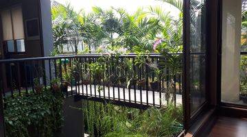 Gambar 4 Rumah 2,5 Lt Semi Furnished di De Park Heliconia Bsd, Tangerang