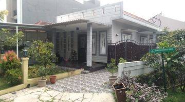 Gambar 1 Rumah Hook Turun Harga Halaman Samping Bisa Buat Kolam Renang Di Halaman Samping Sertifikat Hak Milik di Klaster Taman Legian Sentul City Bogor 