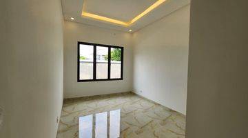 Gambar 4 Rumah Baru Dekat Pintu Tol Semi Furnished HGB Di Klaster Empire Park Sentul City Bogor 