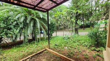 Gambar 2 Rumah Hook Depan Rumah Hutan Pinus Dekat Pintu Tol Klaster Sierra Madre Sentul City Bogor 