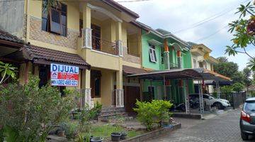 Gambar 1 Rumah 2 Lantai Dekat Universitas Islam Indonesia Jl. Kaliurang