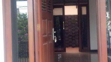 Gambar 4 Dijual Rumah Posisi Hoek di Bukit Golf Riverside Cibubur