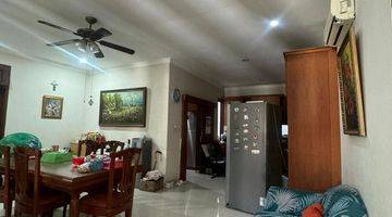 Gambar 3 Rumah Minimalis Dalam Komplek di Cinere Semi Furnished 