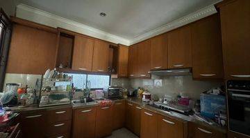 Gambar 2 Rumah Minimalis Dalam Komplek di Cinere Semi Furnished 