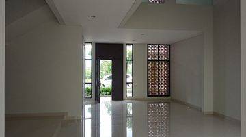 Gambar 4 Rumah Summarecon Cluster Emily , Bandung 2 Lantai