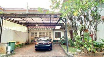 Gambar 2 Rumah Cantik Nuansa Bali Dalam Town House Lebak Bulus