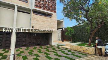 Gambar 1 Brand New Townhouse Lokasi Strategis Area Ampera Lokasi Strategis