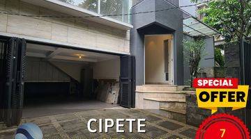 Gambar 1 Rumah Cipete 2.5 Lantai Jakarta Selatan