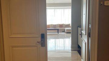 Gambar 4 Apartemen Plaza Residence 198m2 3 Br + 1. Lantai Tinggi