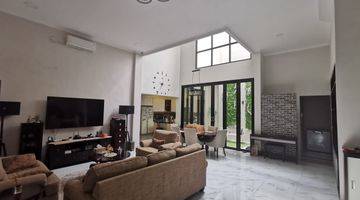 Gambar 4 Rumah Modern Cluster menteng bintaro siap huni