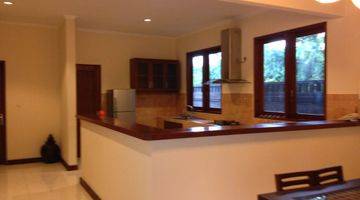 Gambar 4 Jual Rumah Furnished Tepi Sungai Suasana Pedesaan