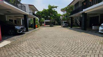 Gambar 3 Rumah townhouse 180/t133 4kt minimalis deket Pondok Indah Jak sel