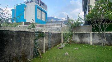 Gambar 4 Dijual Rumah 2 Lantai Dengan Backyard Luas Depan Taman Sentul City Bogor