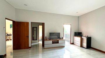 Gambar 4 Rumah Minimalis Modern Bagus 2 Lantai Di Sentul City