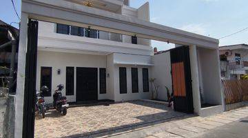 tampak depan rumah baru rooftop minimalis akses